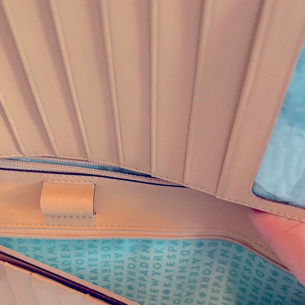 Kate Spade Tiffany Blue Grand Travel Wallet - Picture 5 of 7